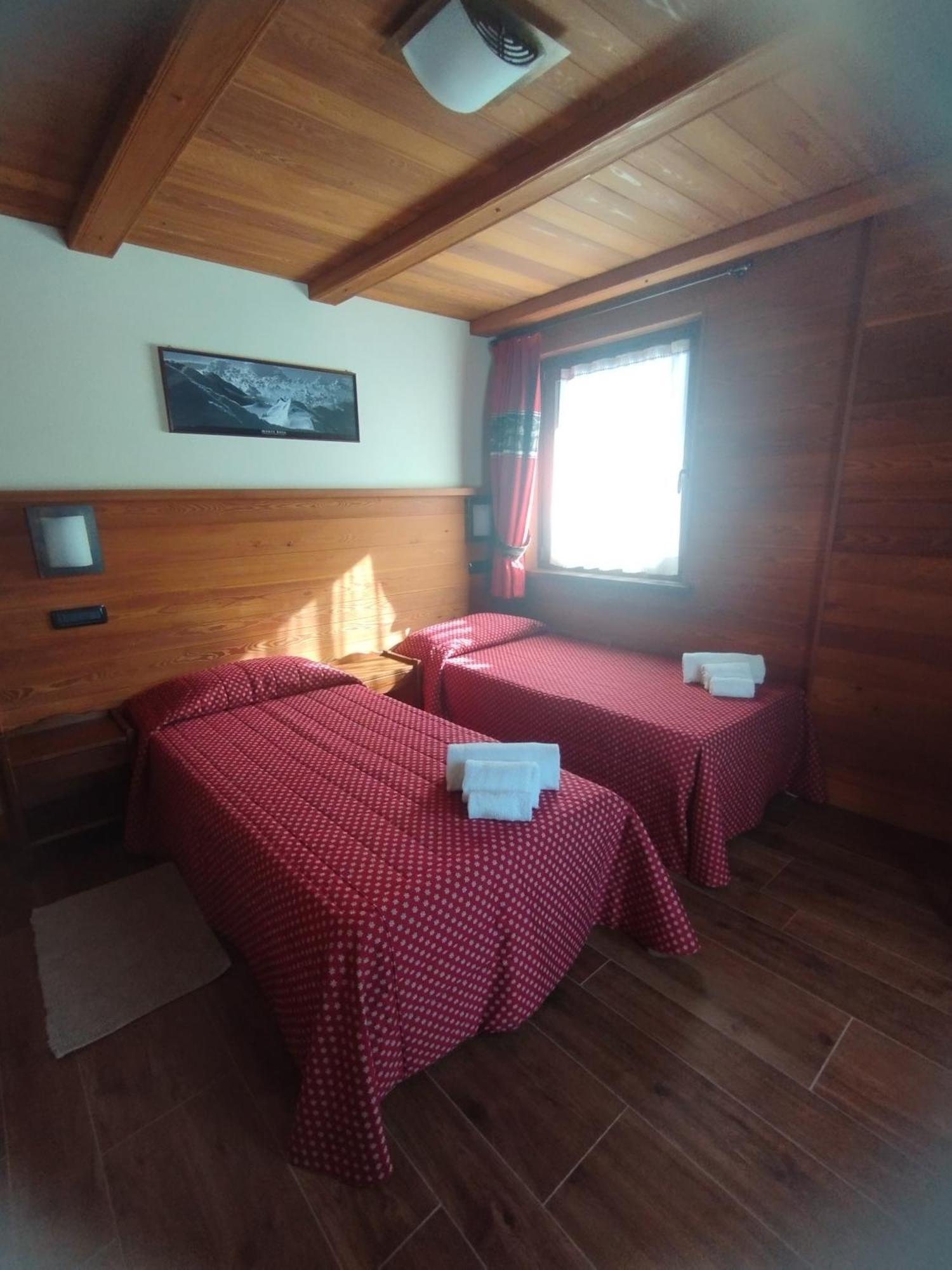 Villa Americana Chambres D'Hotes Champoluc Luaran gambar
