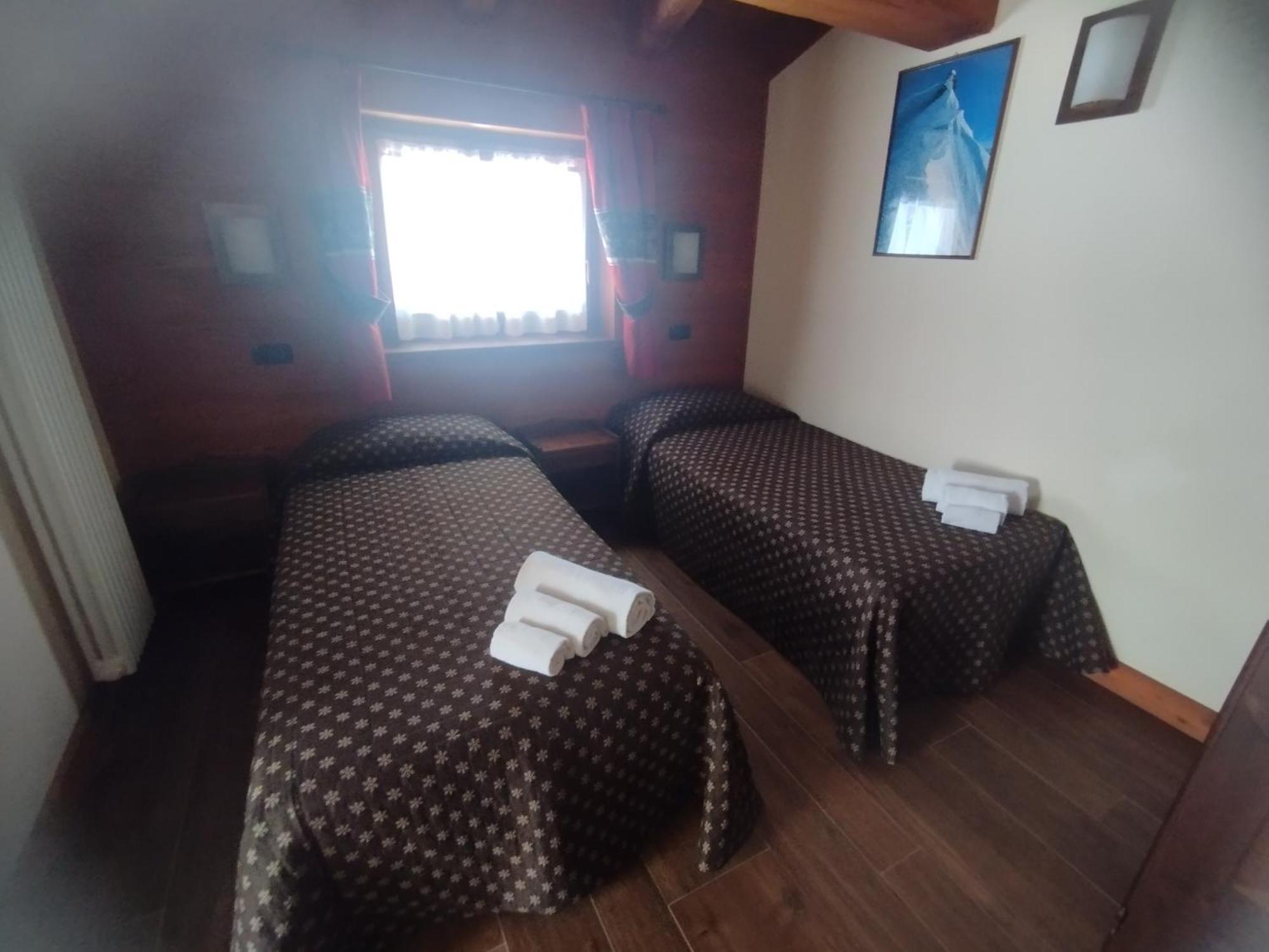 Villa Americana Chambres D'Hotes Champoluc Luaran gambar