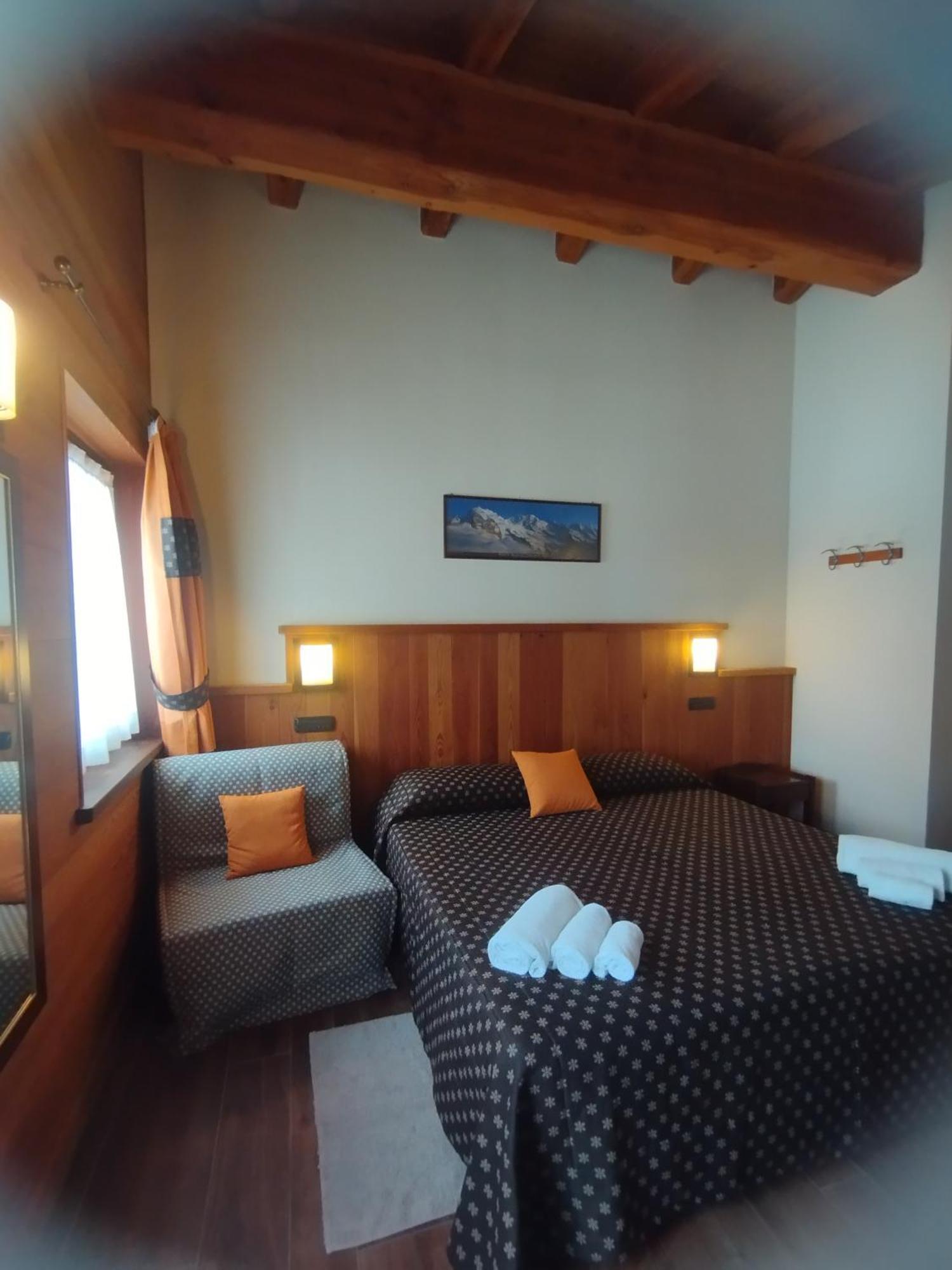 Villa Americana Chambres D'Hotes Champoluc Luaran gambar