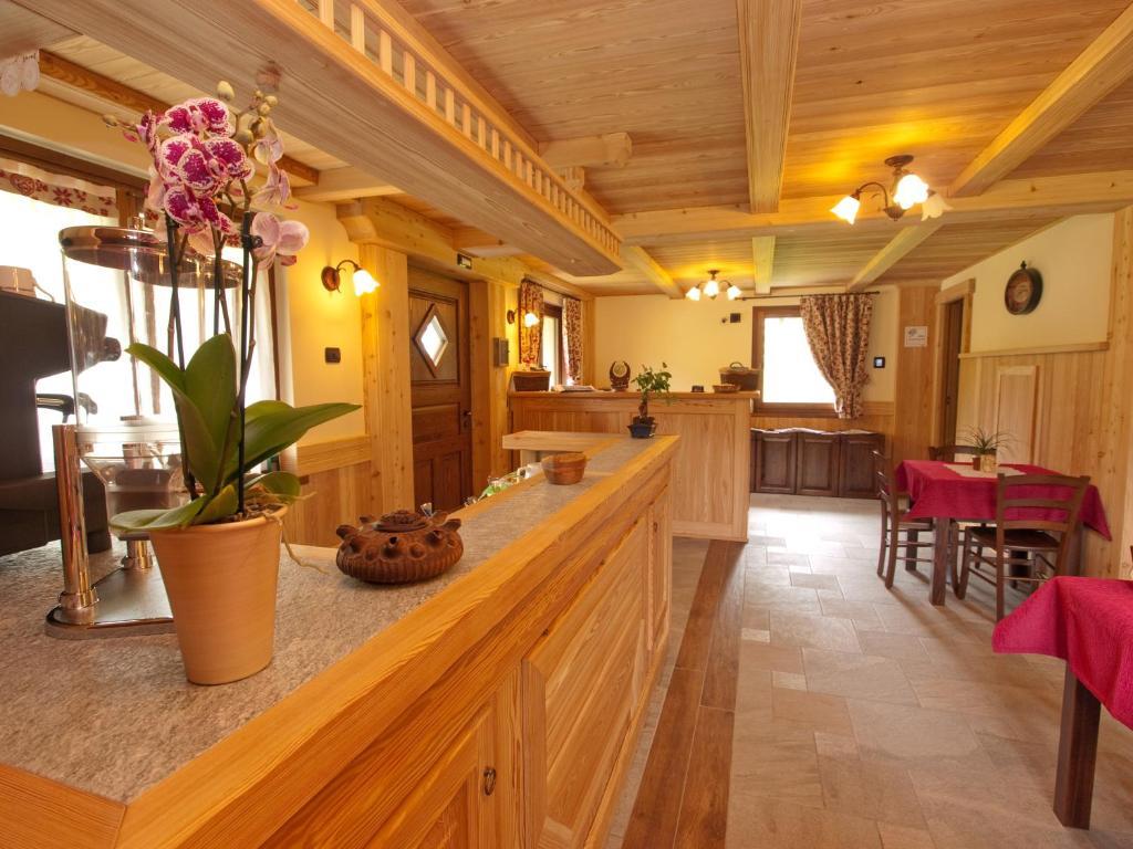 Villa Americana Chambres D'Hotes Champoluc Luaran gambar