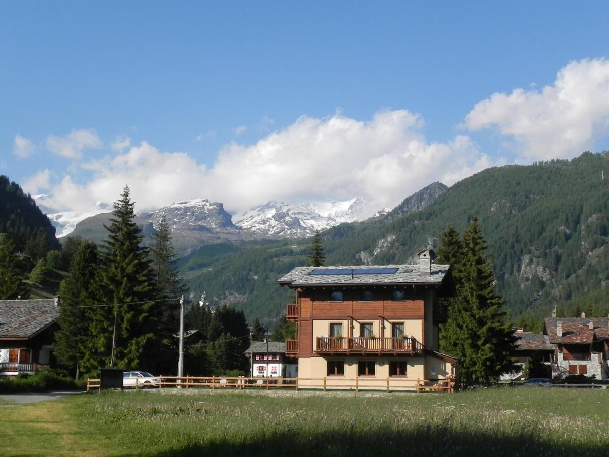 Villa Americana Chambres D'Hotes Champoluc Luaran gambar